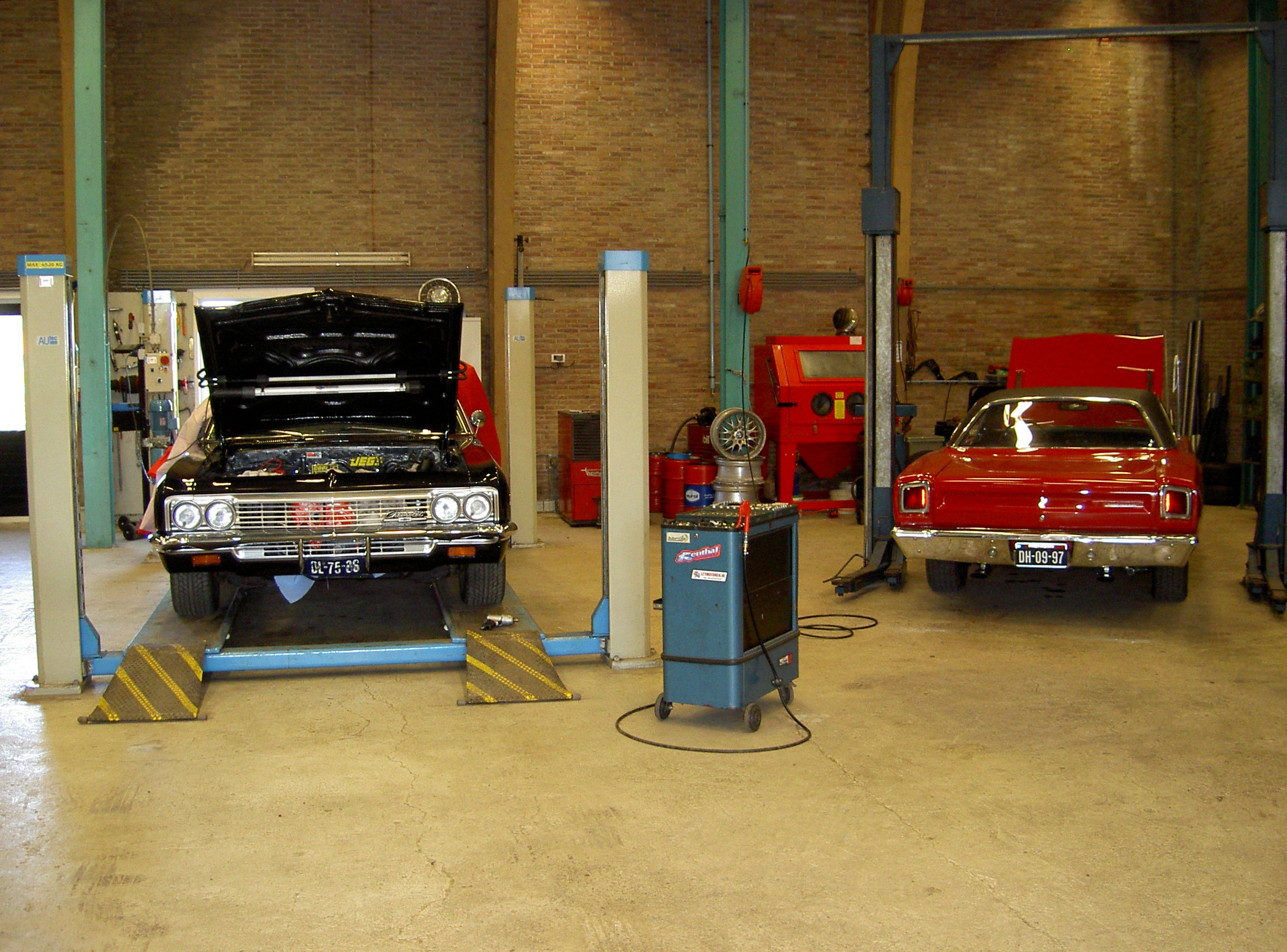 Leymotoren - Garage Van der Leij Sint Annaparochie (img nr 5)
